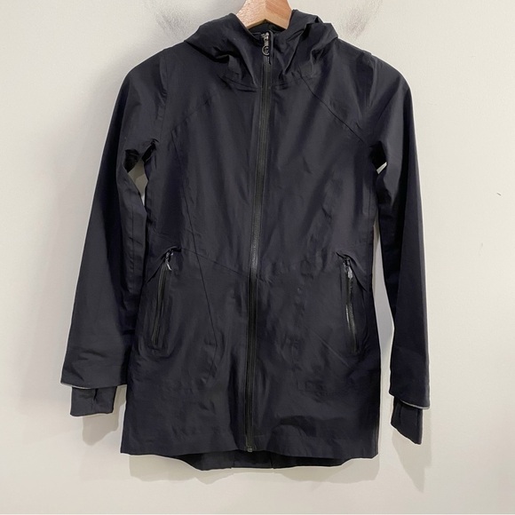 IVIVVA Lululemon Rain On Game On Jacket Black Waterproof Reflective Girls Size 8 - Picture 2 of 11